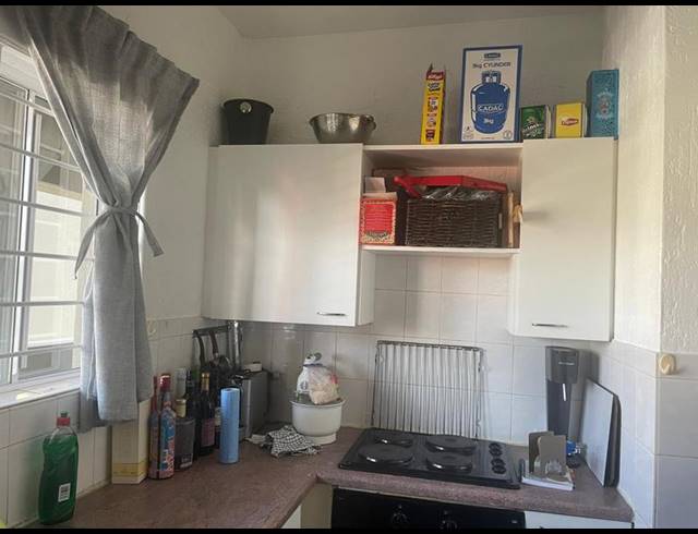 2 BEDROOM PROPERTY TO RENT IN GLENHAZEL